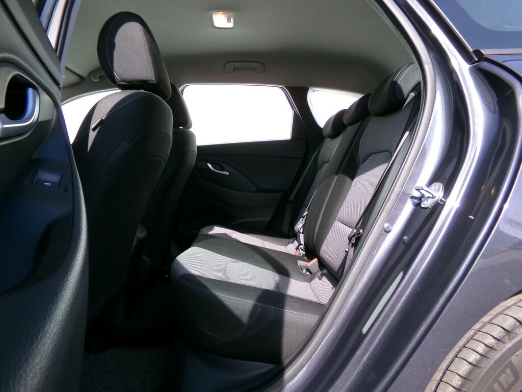 OV190V10369_33.webp_I30  1.0 T-GDi 88 kW manuál, DPH