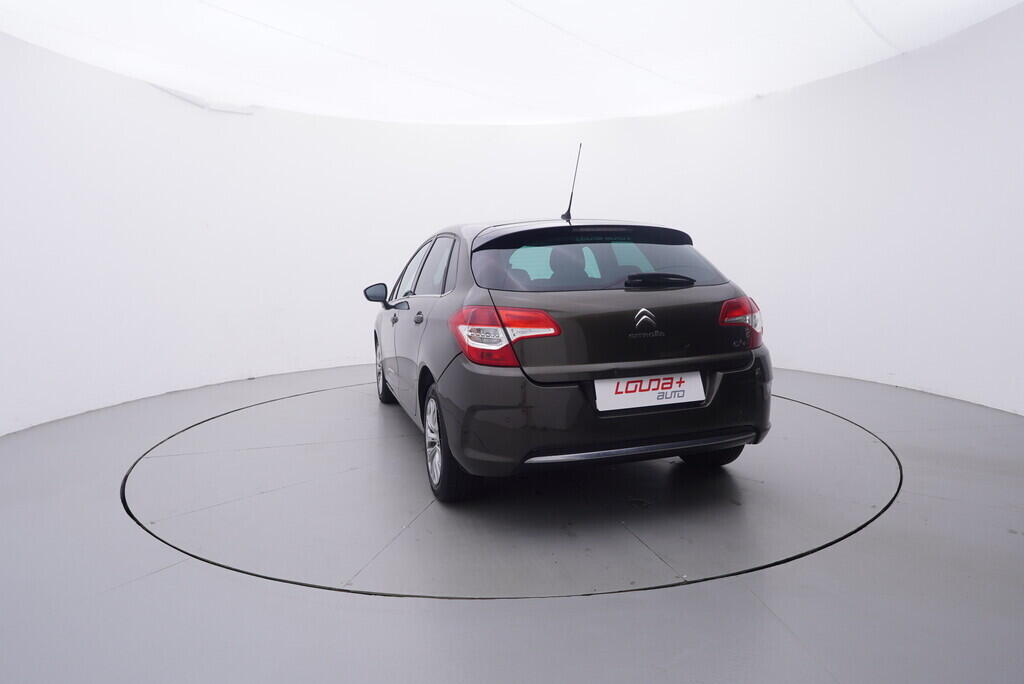 OV190V10371_13.webp_C4  1.6 VTi 88 kW manuál