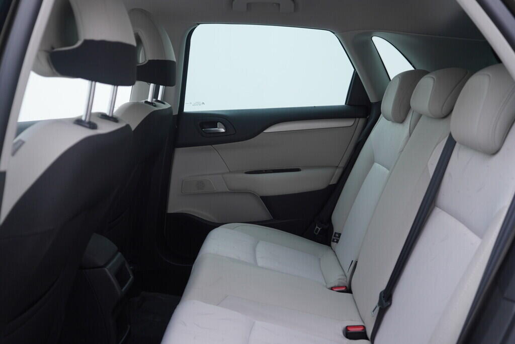 OV190V10371_31.webp_C4  1.6 VTi 88 kW manuál