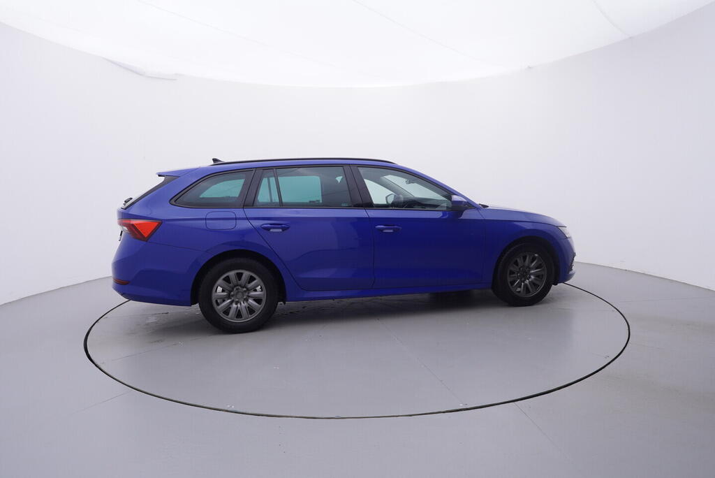 OV190V10374_15.webp_OCTAVIA Ambition 2.0 TDI 85 kW manuál, DPH