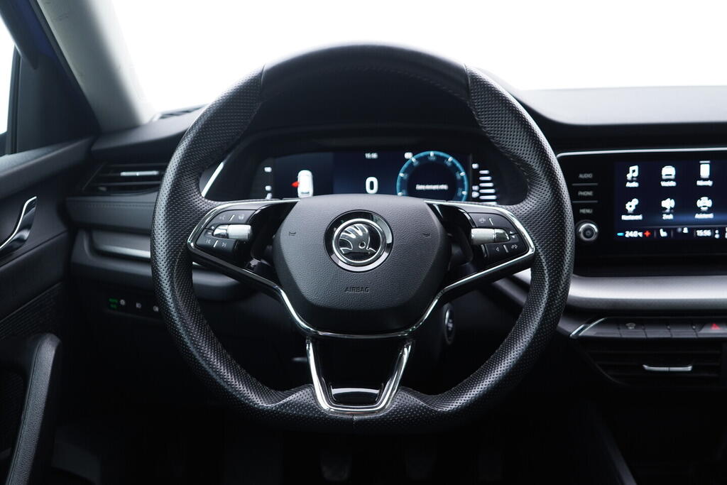 OV190V10374_26.webp_OCTAVIA Ambition 2.0 TDI 85 kW manuál, DPH