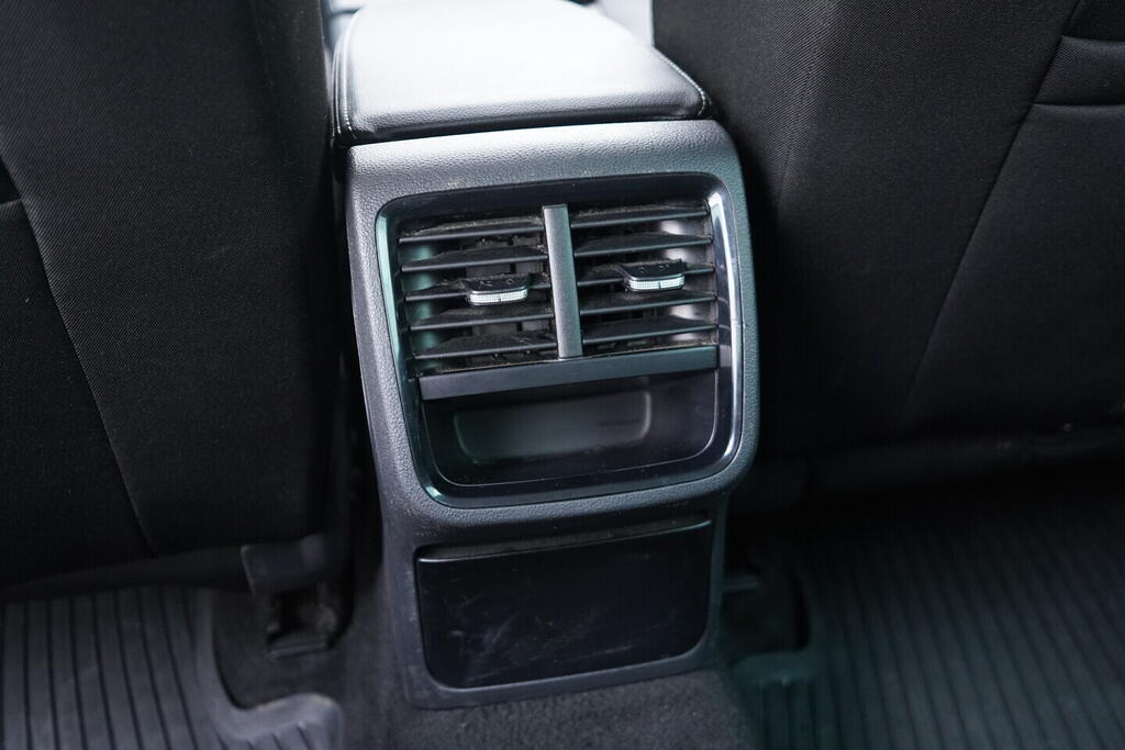 OV190V10374_35.webp_OCTAVIA Ambition 2.0 TDI 85 kW manuál, DPH