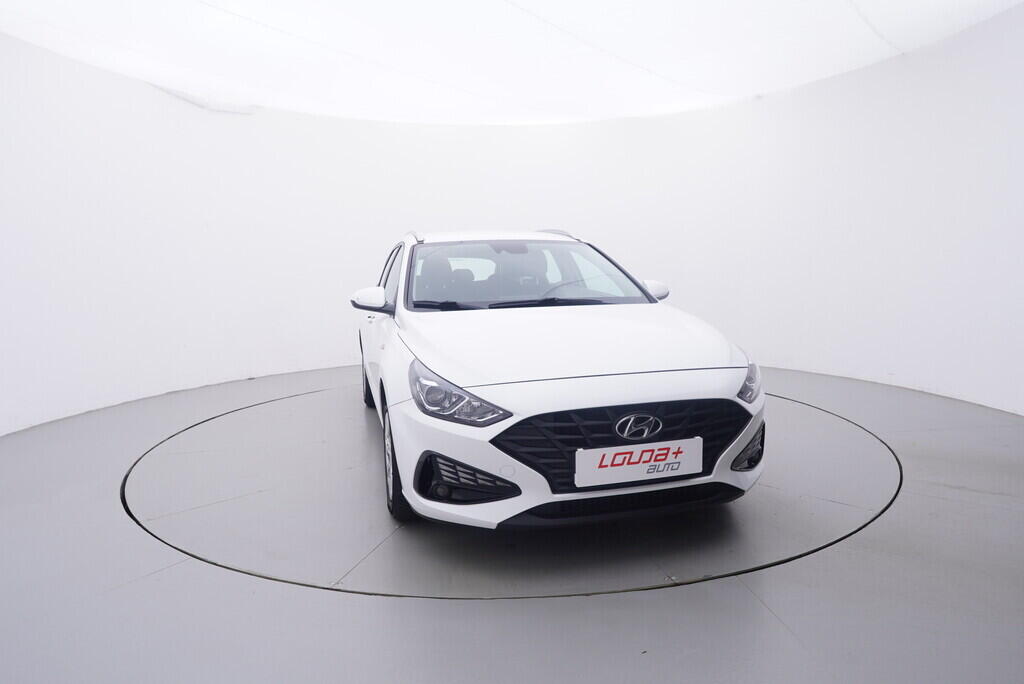 OV190V10375_17.webp_I30  1.5  81 kW manuál