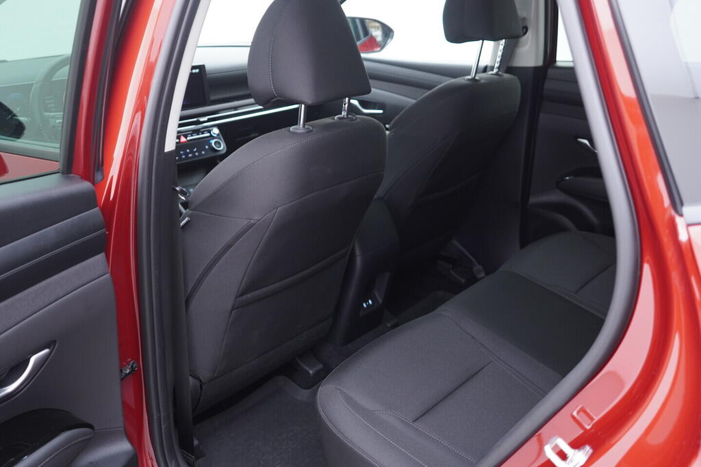 OV190V10376_36.webp_TUCSON Style 1.6  118 kW manuál, DPH