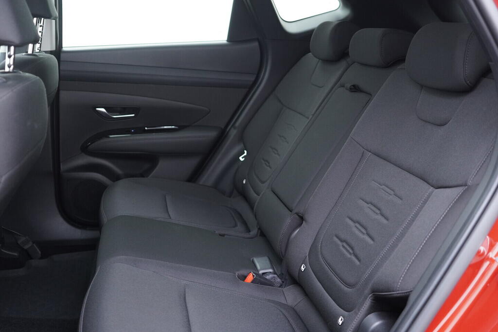 OV190V10376_37.webp_TUCSON Style 1.6  118 kW manuál, DPH