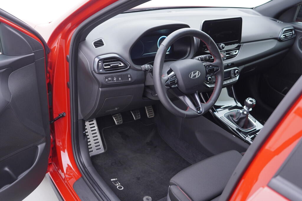 OV190V10377_18.webp_I30 N line 1.5 T-GDI 103 kW manuál, DPH