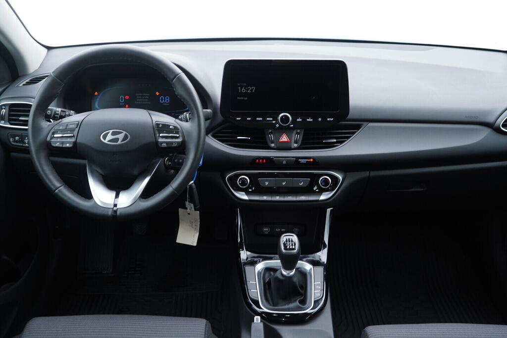 OV190V10378_25.webp_I30 Smart 1.5  70 kW manuál, DPH