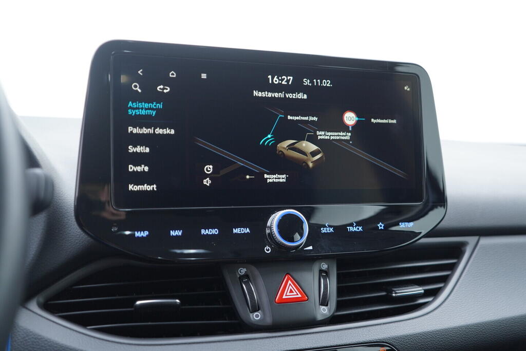 OV190V10378_31.webp_I30 Smart 1.5  70 kW manuál, DPH