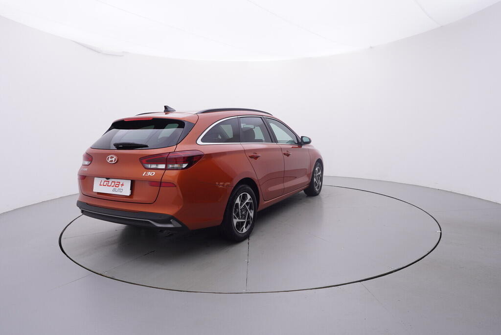 OV190V10379_10.webp_I30 Style 1.5  103 kW automat, DPH