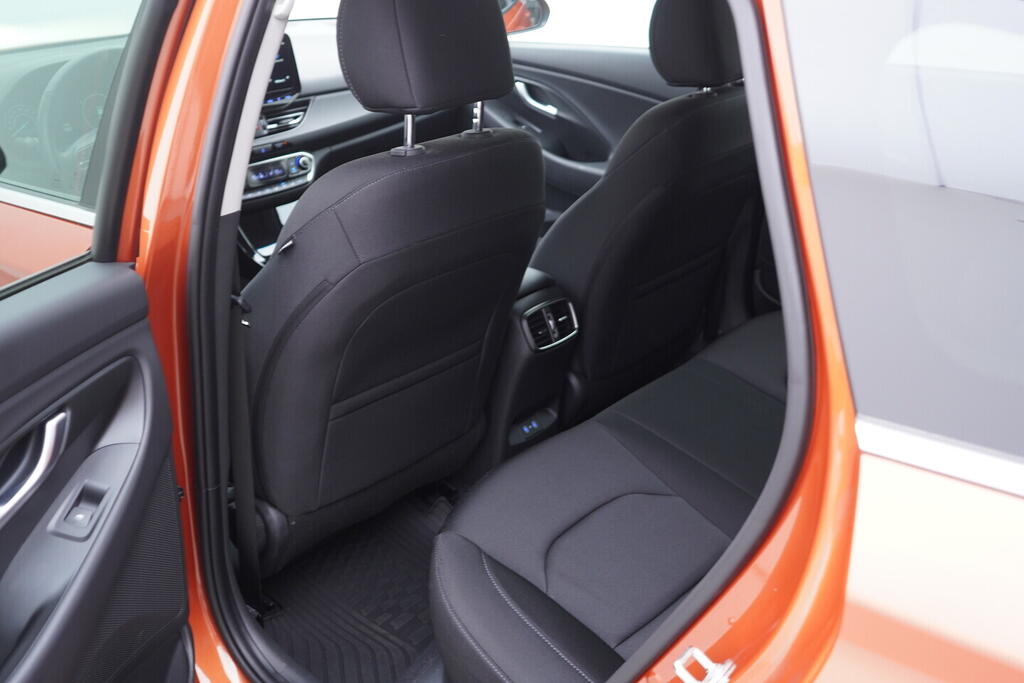 OV190V10379_35.webp_I30 Style 1.5  103 kW automat, DPH