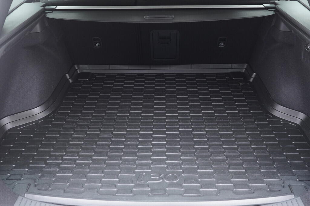 OV190V10379_38.webp_I30 Style 1.5  103 kW automat, DPH