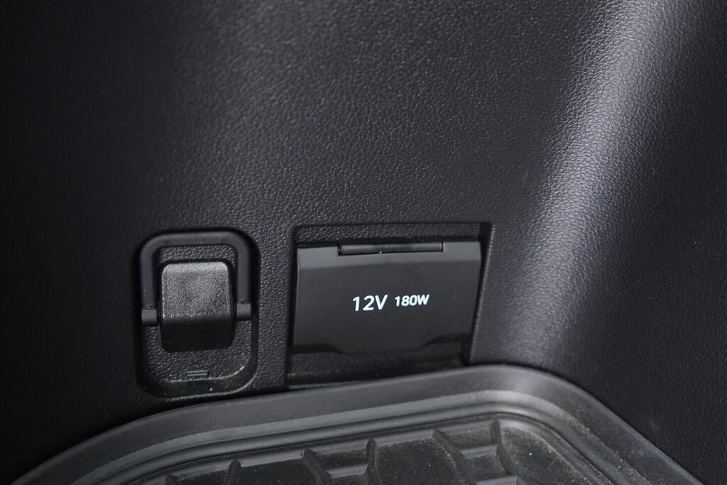 OV190V10380_41.webp_TUCSON 20 years 1.6 T-GDI 118 kW automat, DPH