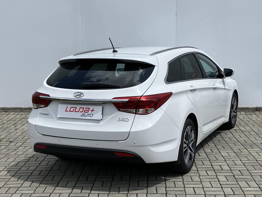 OV190V10381_11.webp_I40  1.6 GDi 99 kW manuál