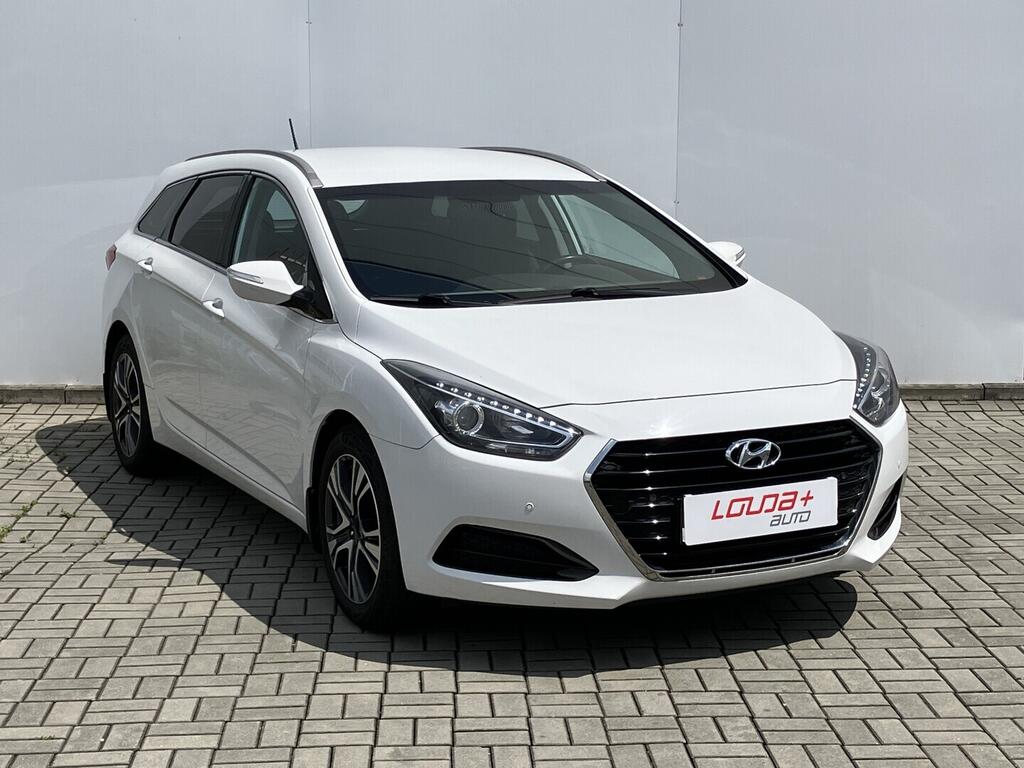 OV190V10381_14.webp_I40  1.6 GDi 99 kW manuál