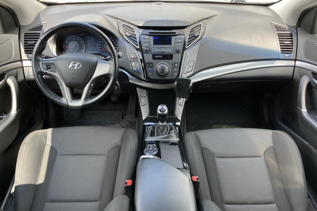 OV190V10381_18.webp_I40  1.6 GDi 99 kW manuál