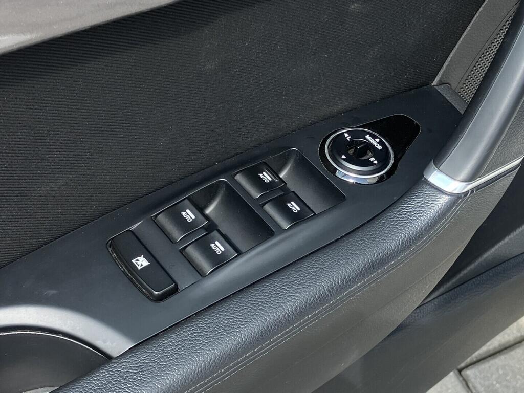 OV190V10381_22.webp_I40  1.6 GDi 99 kW manuál