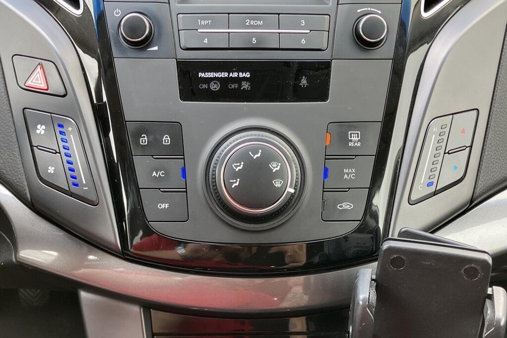 OV190V10381_27.webp_I40  1.6 GDi 99 kW manuál