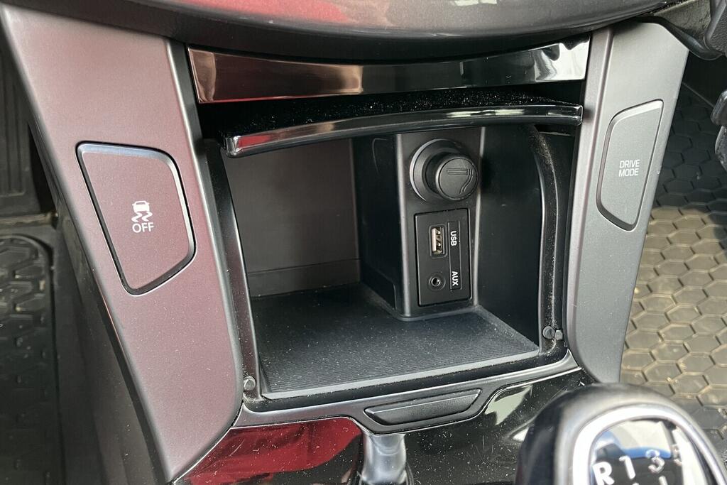 OV190V10381_28.webp_I40  1.6 GDi 99 kW manuál