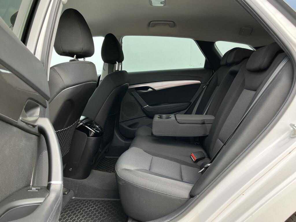 OV190V10381_31.webp_I40  1.6 GDi 99 kW manuál