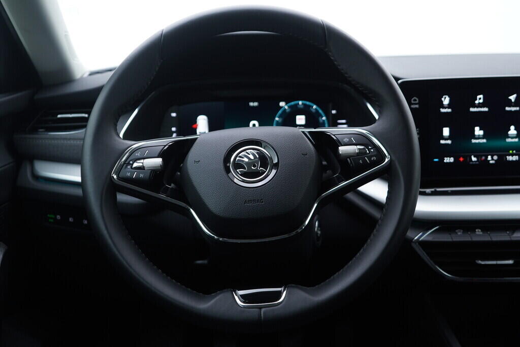 OV190V10383_28.webp_OCTAVIA Style 1.5 TSI 110 kW manuál, DPH