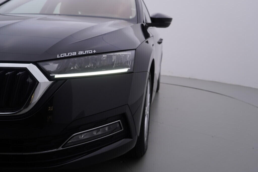 OV190V10383_42.webp_OCTAVIA Style 1.5 TSI 110 kW manuál, DPH