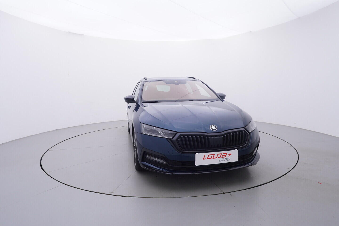 OV190V10384_17.webp_OCTAVIA SportLine 2.0 TDI 110 kW automat, DPH