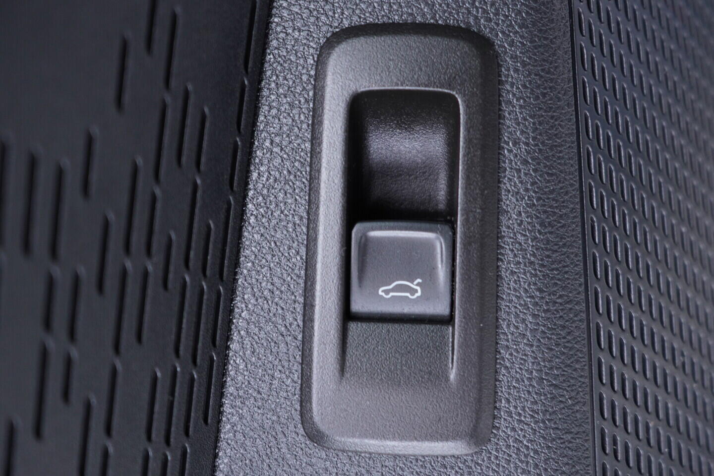 OV190V10384_21.webp_OCTAVIA SportLine 2.0 TDI 110 kW automat, DPH