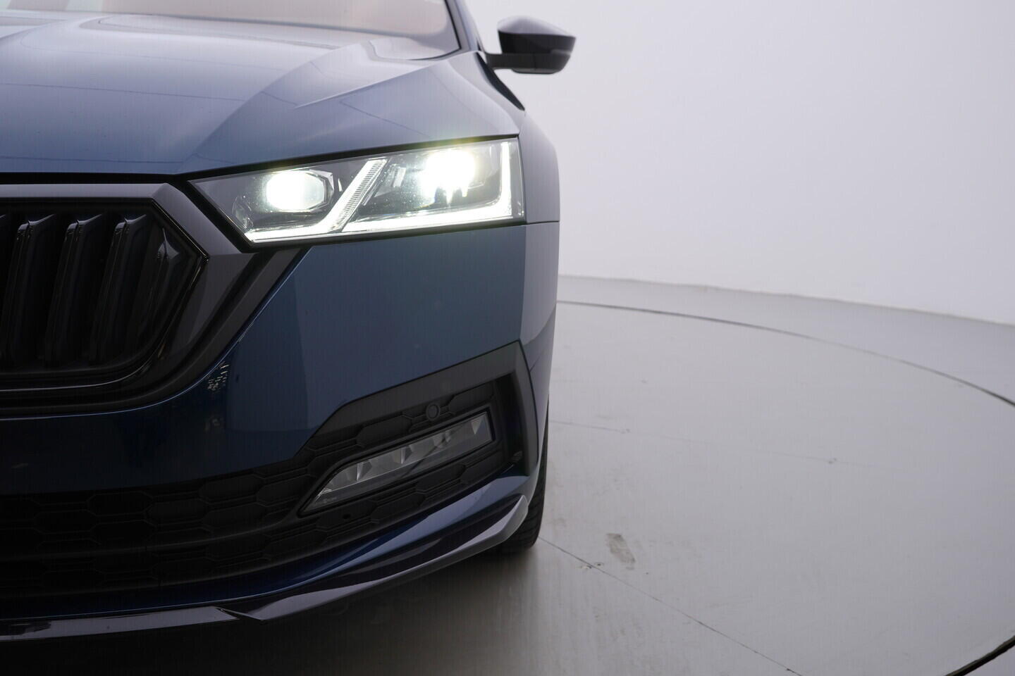 OV190V10384_46.webp_OCTAVIA SportLine 2.0 TDI 110 kW automat, DPH