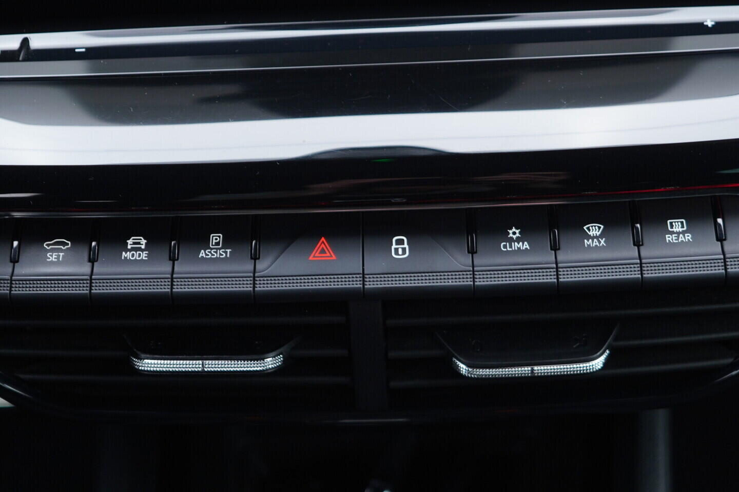 OV190V10387_33.webp_OCTAVIA SportLine 2.0 TDI 110 kW automat, DPH