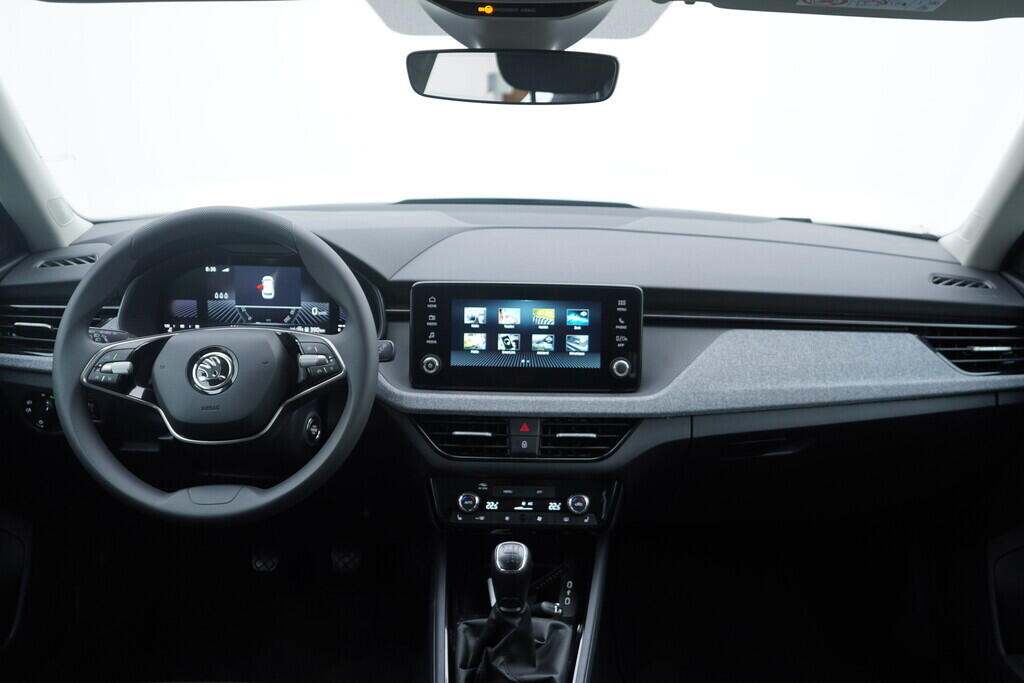 OV190V10391_25.webp_KAMIQ Selection 1.0 TSI 85 kW manuál, DPH