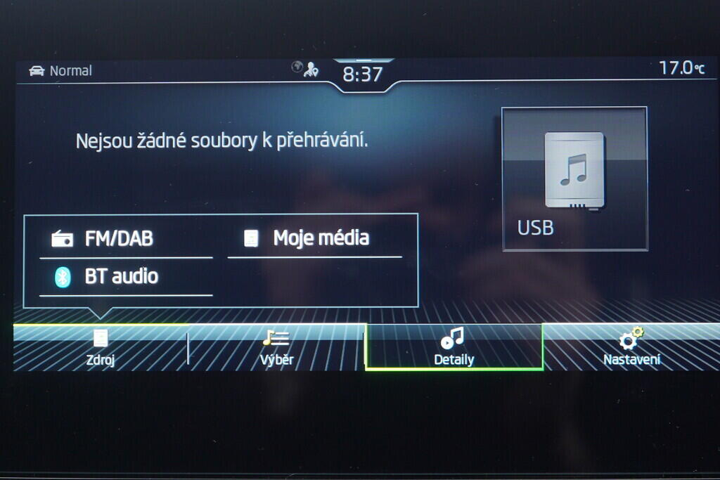 OV190V10391_29.webp_KAMIQ Selection 1.0 TSI 85 kW manuál, DPH