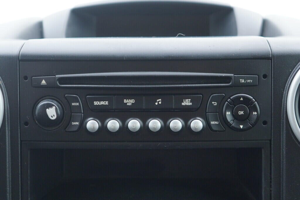 OV190V10398_28.webp_BERLINGO  1.6 VTi 72 kW manuál