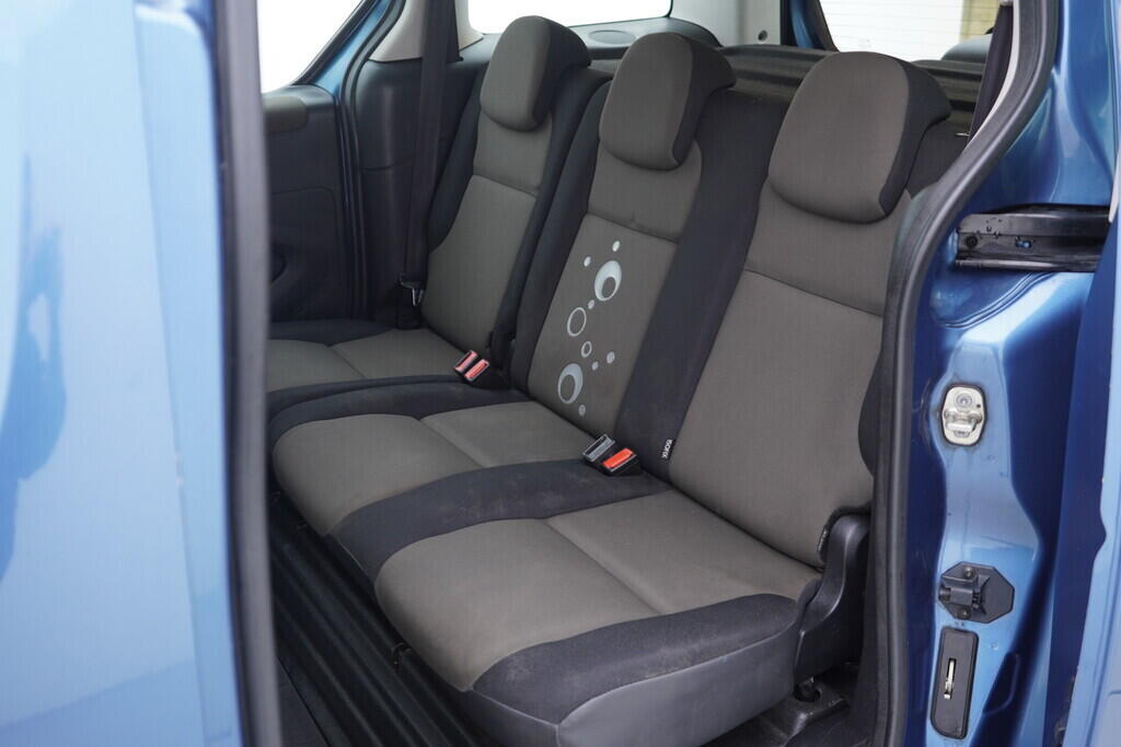 OV190V10398_33.webp_BERLINGO  1.6 VTi 72 kW manuál