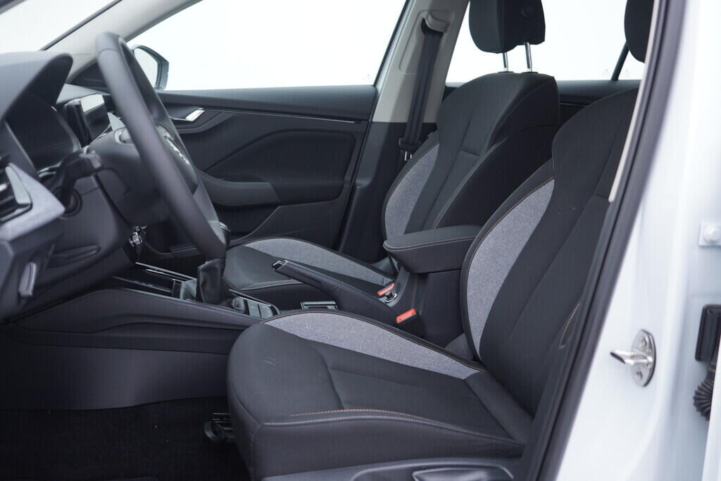 OV190V10399_22.webp_KAMIQ Selection 1.0 TSI 70 kW manuál, DPH