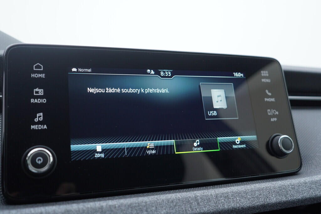 OV190V10399_29.webp_KAMIQ Selection 1.0 TSI 70 kW manuál, DPH