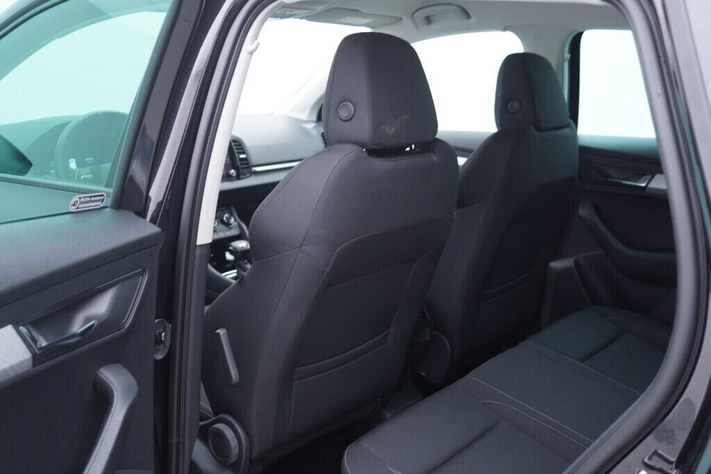 OV190V10400_33.webp_KAROQ Selection 1.5 TSI 110 kW automat, DPH