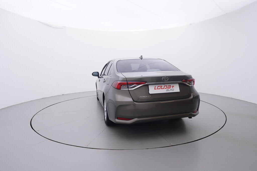 OV190V10404_13.webp_COROLLA  1.5 VVTi 92 kW manuál