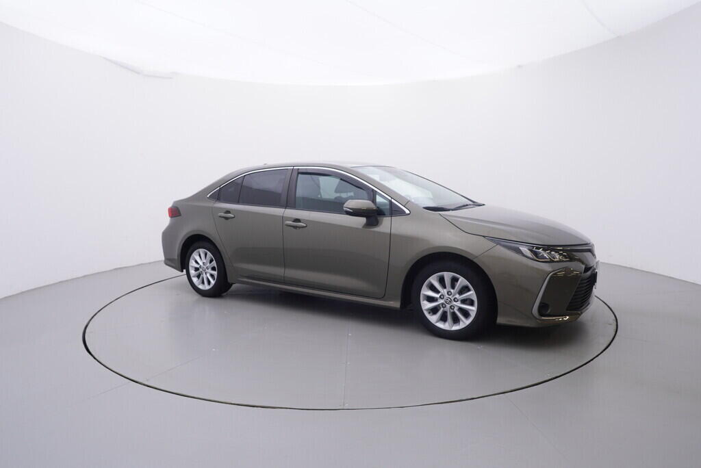 OV190V10404_16.webp_COROLLA  1.5 VVTi 92 kW manuál