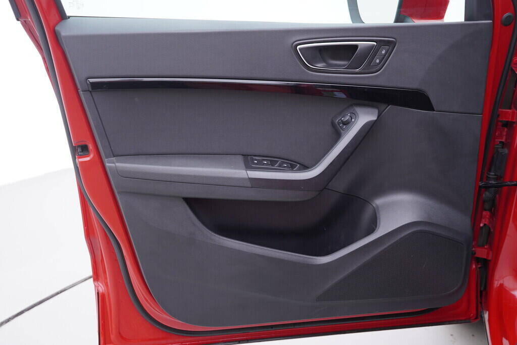 OV190V10405_19.webp_ATECA FR 1.5 TSI 110 kW manuál