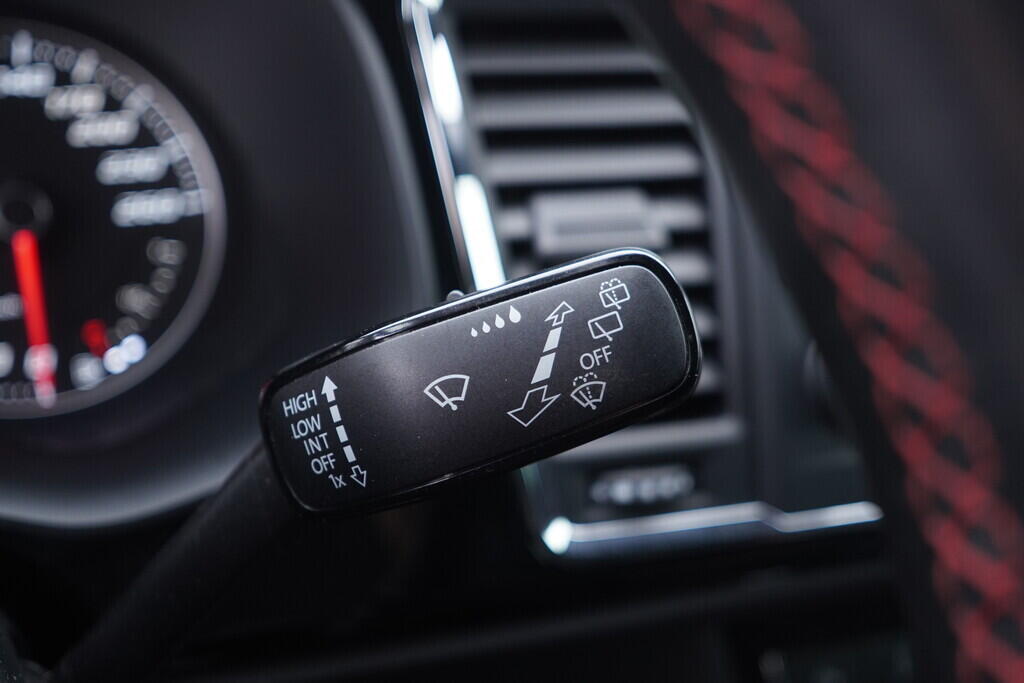 OV190V10405_26.webp_ATECA FR 1.5 TSI 110 kW manuál