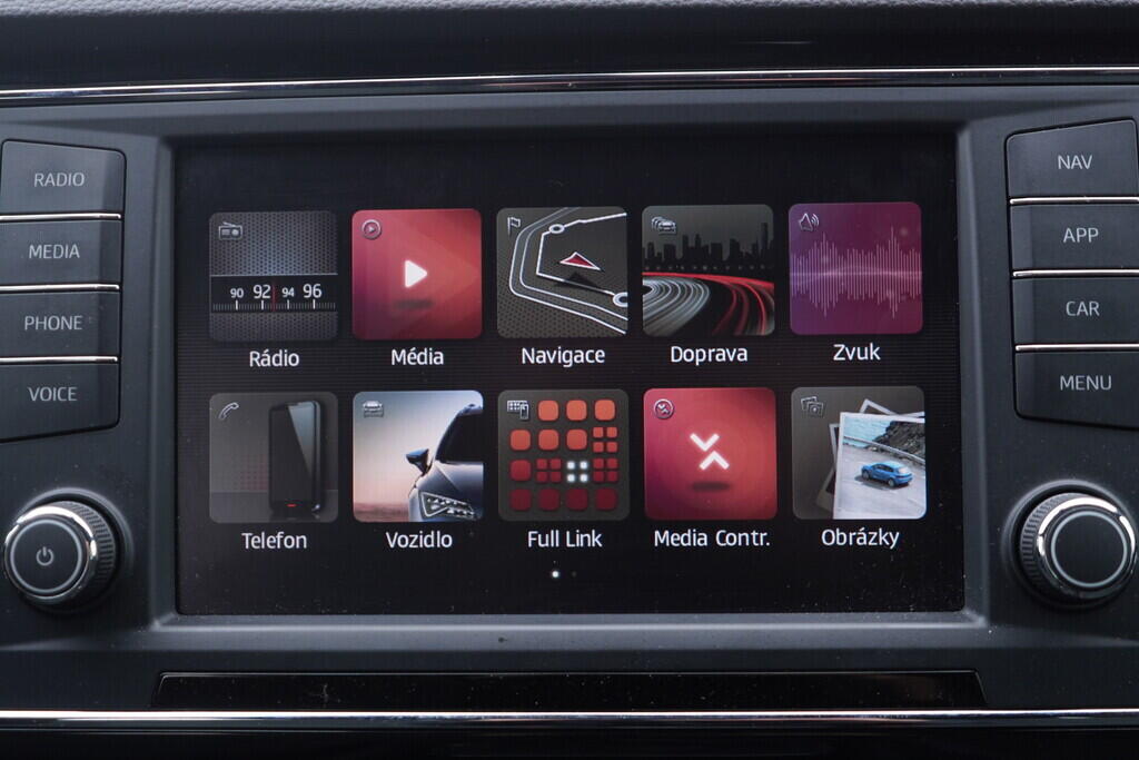 OV190V10405_29.webp_ATECA FR 1.5 TSI 110 kW manuál