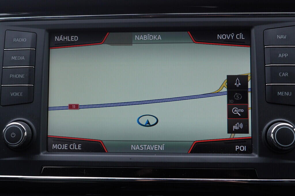 OV190V10405_33.webp_ATECA FR 1.5 TSI 110 kW manuál