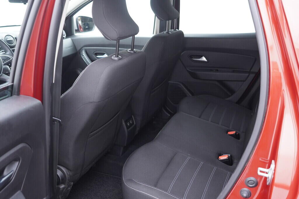 OV190V10406_36.webp_DUSTER  1.0 Tce 67 kW manuál