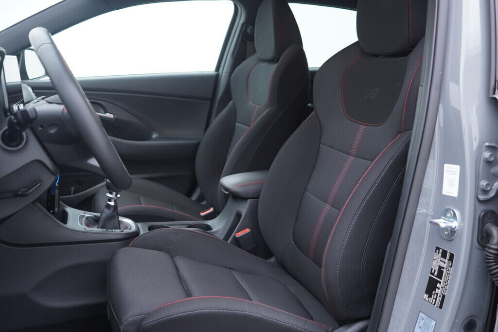 OV190V10407_22.webp_I30 N-Line 1.5  117 kW manuál