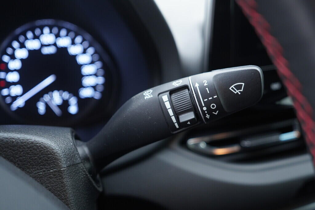 OV190V10407_24.webp_I30 N-Line 1.5  117 kW manuál