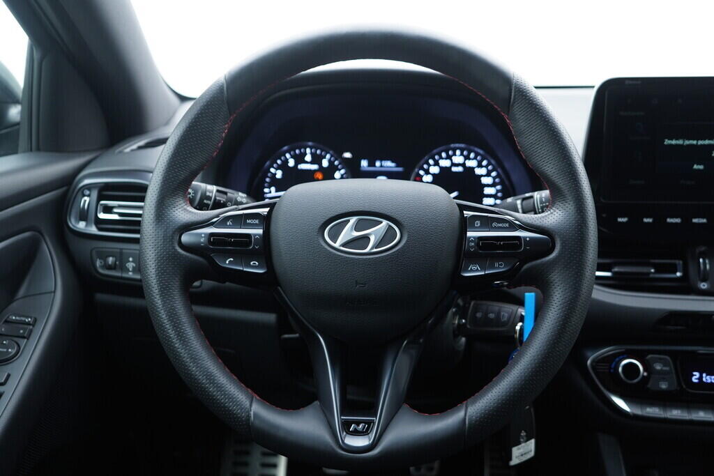 OV190V10407_28.webp_I30 N-Line 1.5  117 kW manuál