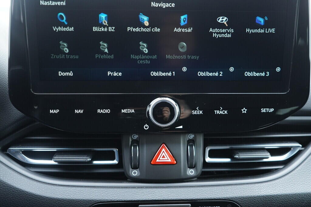 OV190V10407_29.webp_I30 N-Line 1.5  117 kW manuál