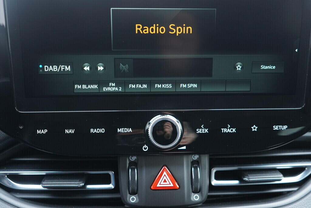 OV190V10407_30.webp_I30 N-Line 1.5  117 kW manuál