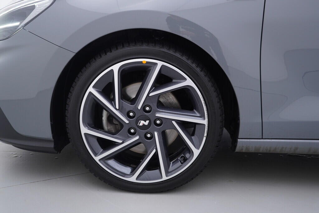 OV190V10407_38.webp_I30 N-Line 1.5  117 kW manuál