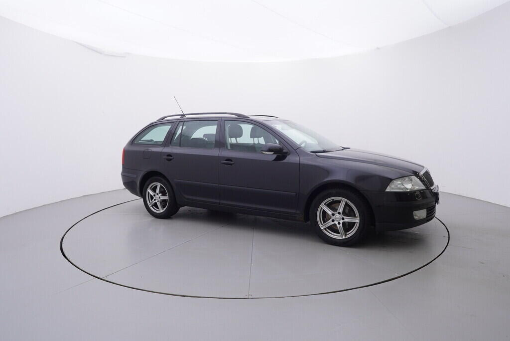 OV190V10408_16.webp_OCTAVIA Elegance 2.0 TDI 103 kW manuál